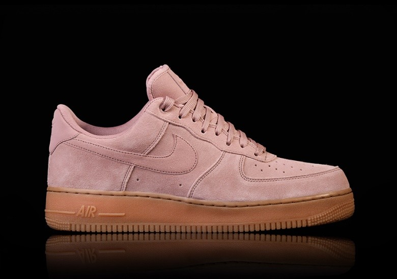 NIKE AIR FORCE 1 '07 LV8 SUEDE PARTICLE price €95.00