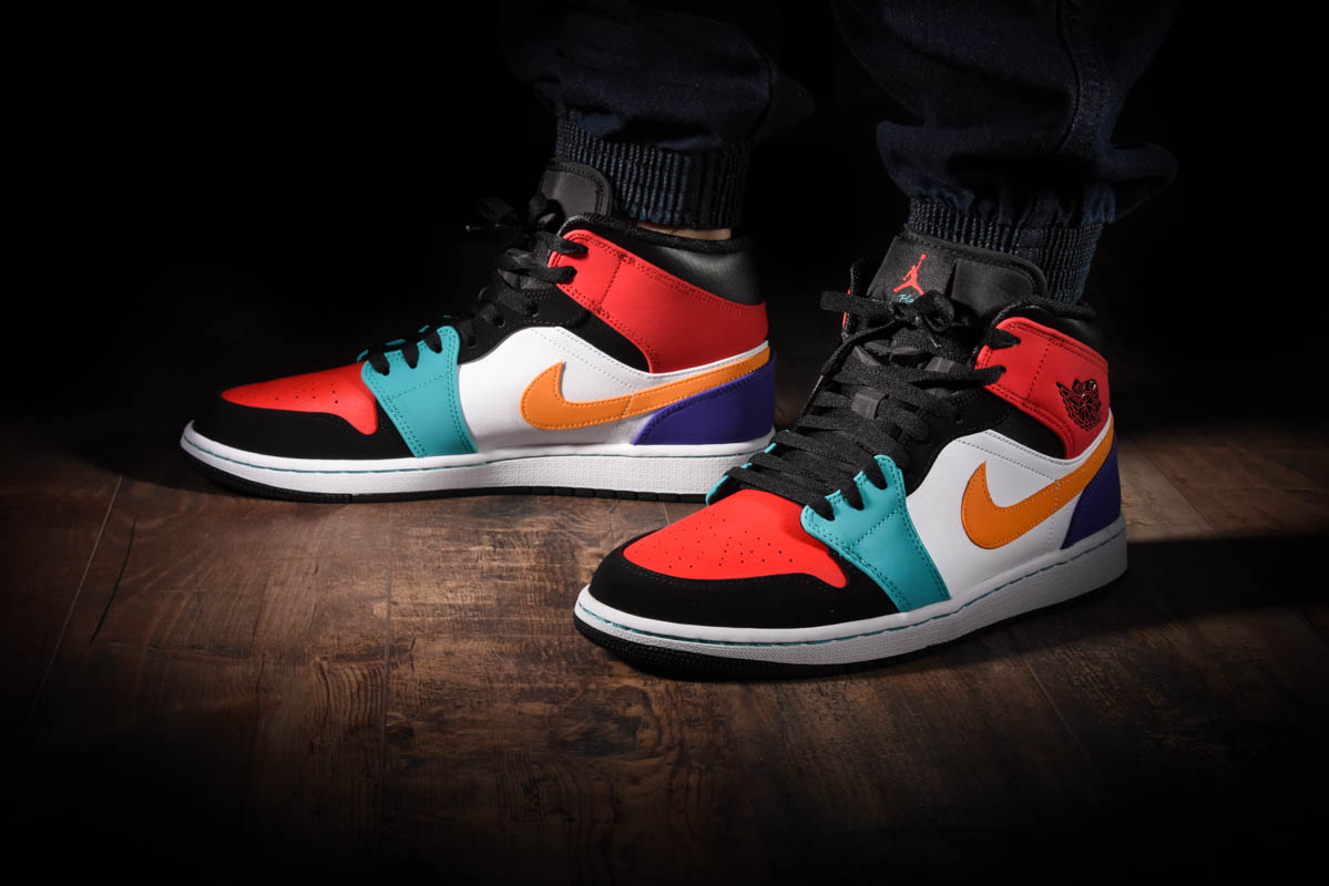 NIKE AIR JORDAN 1 RETRO MID MULTICOLOR fur 140 00 kicksmaniac