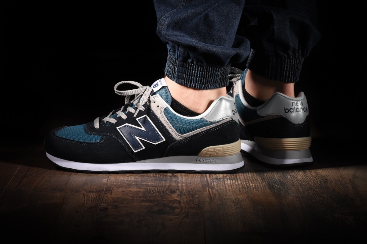 new balance 574 classic black