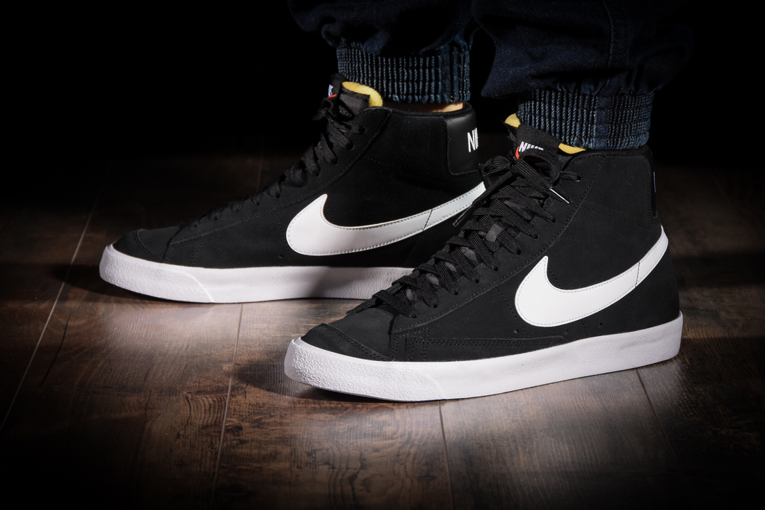 NIKE BLAZER MID '77 RETRO SUEDE BLACK