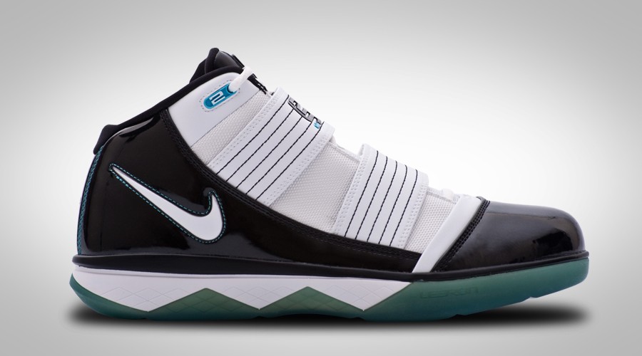 NIKE ZOOM SOLDIER III Lebron James